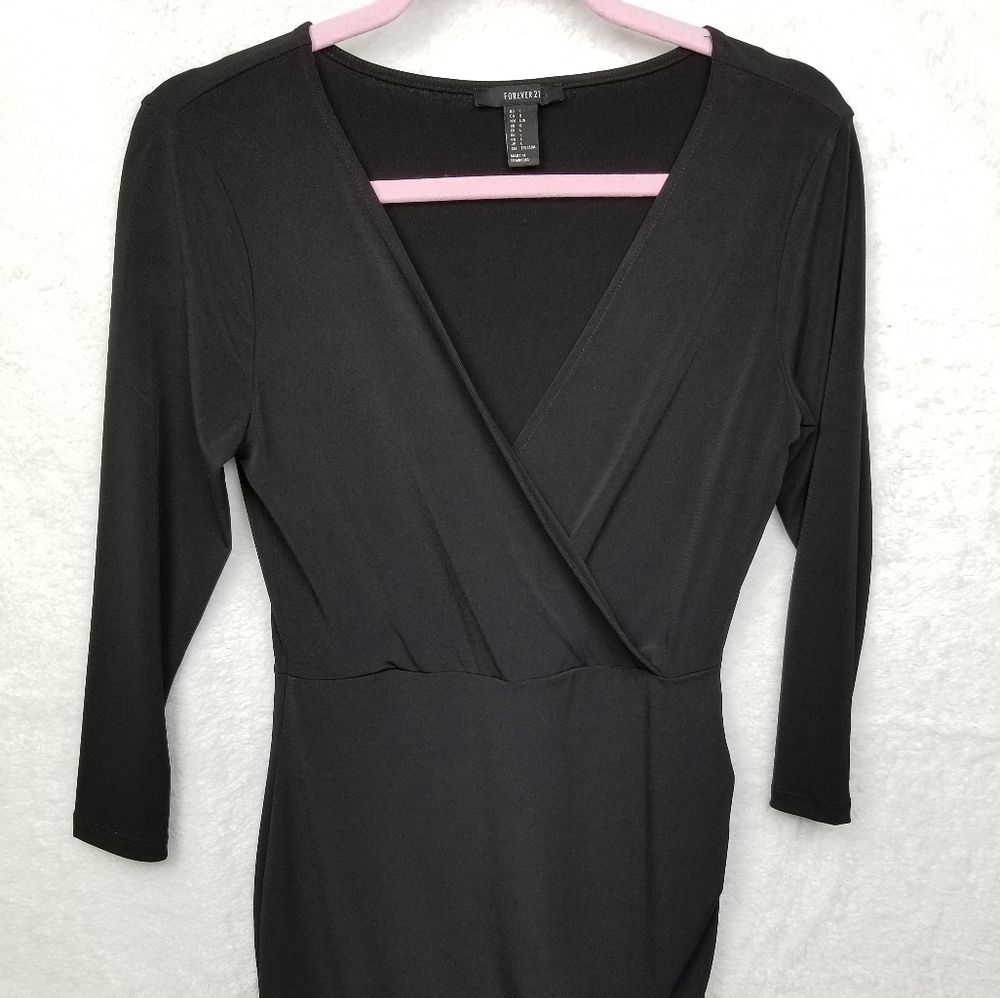 ❤ Forever 21 Black 3/4 Sleeve V Neck Bodycon Dress